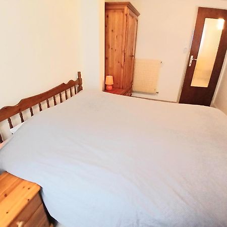 Charmant Petit Appartement Avec Bel Exterieur. サン・タマラン 部屋 写真